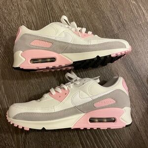Women's Nike Air Max 90